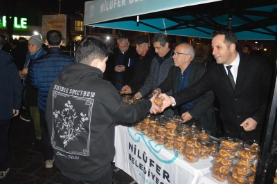 Nil&uuml;fer&rsquo;de kandil geleneği yaşatıldı