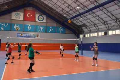 Nil&uuml;fer'de Kış Spor Okulları Başladı