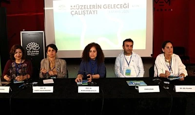 'Hızla değişen toplumlarda m&uuml;zelerin geleceği'