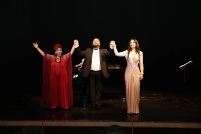 Nil&uuml;fer&rsquo;de m&uuml;zik dolu bir Sevgililer G&uuml;n&uuml; akşamı