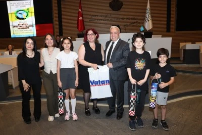 Nil&uuml;fer&rsquo;de &ouml;ğrenciler &ccedil;evre i&ccedil;in yarıştı