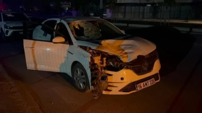 Nil&uuml;fer'de otomobilin &ccedil;arptığı adam hayatını kaybetti