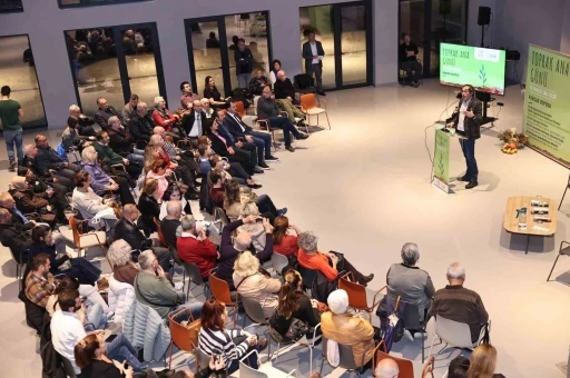 Nil&uuml;fer&rsquo;de Toprak Ana G&uuml;n&uuml;&rsquo;nde gıdanın geleceği konuşuldu