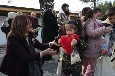Nil&uuml;fer'den Harmancık'a &ldquo;Kalpten İlmekler&rdquo; projesi