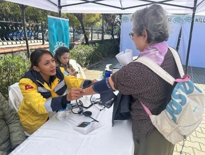 Nil&uuml;fer Halk Sağlığı G&uuml;nleri yoğun ilgiyle tamamlandı 