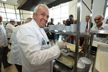 Nil&uuml;fer&rsquo;in ilk Kent Lokantası G&ouml;r&uuml;kle&rsquo;de a&ccedil;ıldı