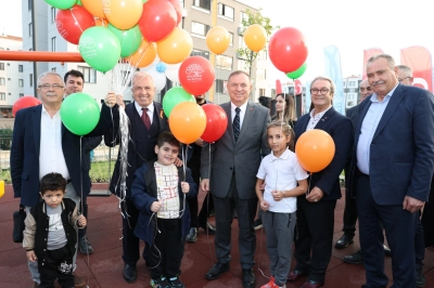 Nil&uuml;fer&rsquo;in Yeni Mahallesine Yeni Nefes: Zafer Parkı ve Koşu Yolu A&ccedil;ıldı