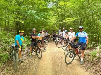 Nil&uuml;fer Mysia Yolları&rsquo;nda bisiklet ve kamp keyfi