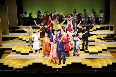 Nil&uuml;fer, T&uuml;rkiye&rsquo;nin Tiyatro Merkezlerinden Biri Olma Yolunda