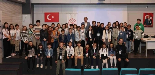 Nil&uuml;ferli &ccedil;ocuklar demokrasi ş&ouml;leni yaşadı
