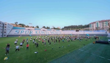 Nil&uuml;ferliler sporla zinde kalıyor