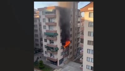 Ocakta unutulan yemek, yangına yol a&ccedil;tı