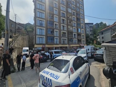 Odasında &ouml;l&uuml; bulundu