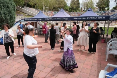 Odunpazarı Belediyesi&rsquo;nden annelere &ouml;zel kutlama
