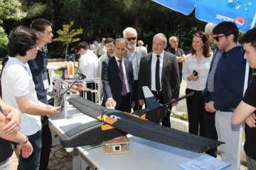 &Ouml;ğrenci projeleri yılsonu etkinliğinde g&ouml;r&uuml;c&uuml;ye &ccedil;ıktı