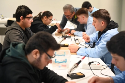 &Ouml;ğrenciler Bilimle Buluştu