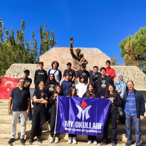 &Ouml;ğrenciler Kurtuluş Savaşı M&uuml;cadelesini yerinde &ouml;ğrendi
