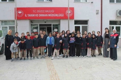 &Ouml;ğrencilere tarımın ve doğal kaynaklarının &ouml;nemi anlatıldı

