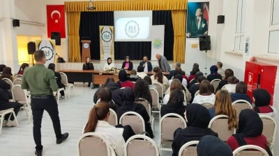 &Ouml;ğrencilerin kariyer yolculuğuna SUB&Uuml; katkısı
