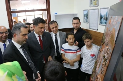 &Ouml;ğrencilerin projeleri fuarda sergilendi
