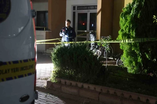 &Ouml;ğretmen karısını &ouml;ld&uuml;ren zanlı bı&ccedil;ak araştırması yapıp, &rsquo;Aklın varsa Konya&rsquo;yı terk&rsquo; diye tehdit etmiş
