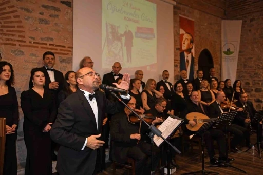 Bursa Osmangazi'de &ouml;ğretmenler g&ouml;n&uuml;llerince eğlendi