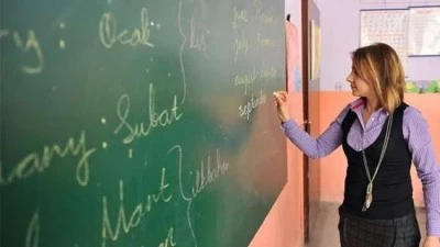 &Ouml;ğretmenlerin il i&ccedil;i isteğe bağlı yer değiştirme tarihleri a&ccedil;ıklandı