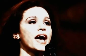 &Ouml;ğretmenliği yıldızlığa tercih eden Peker, Milas&rsquo;a gelmekten vazge&ccedil;ti
