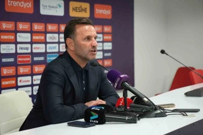 Okan Buruk Antalyaspor ma&ccedil;ını değerlendirdi