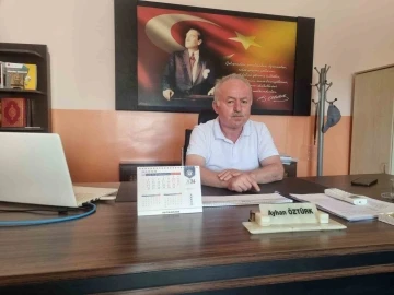 Okuduğu okula yıllar sonra m&uuml;d&uuml;r oldu
