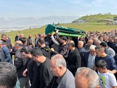 Okul saldırısında hayatını kaybeden Yusuf Tarık son yolculuğuna uğurlandı