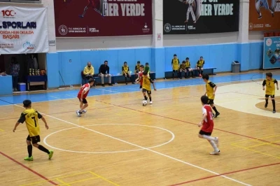 Okul Sporları futsal m&uuml;sabakaları tamamlandı
