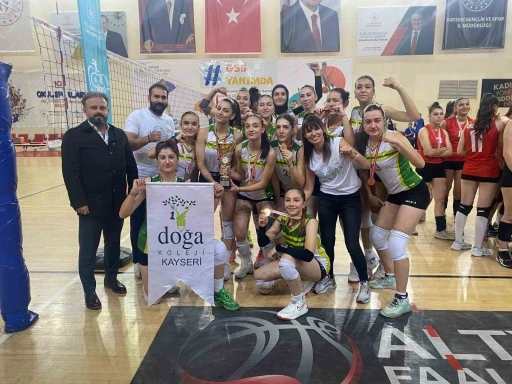 Okul sporları Voleybol Gen&ccedil; A Erkek ve Kız ma&ccedil;ları sona erdi
