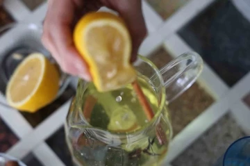 Okullar a&ccedil;ıldı, sağlıklı beslenme telaşına uzmanlardan bitkisel tavsiyeler
