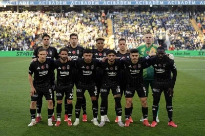 Ole Gunnar Solskjaer&rsquo;den derbide 2 değişiklik
