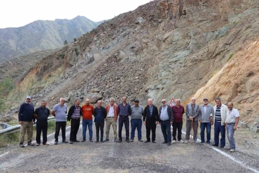 Oltu-Artvin kara yolu 50 g&uuml;nd&uuml;r kapalı
