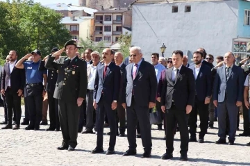 Oltu&rsquo;da Gaziler G&uuml;n&uuml; kutlaması
