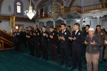 Oltu&rsquo;da Şehit polisler i&ccedil;in mevlit okundu

