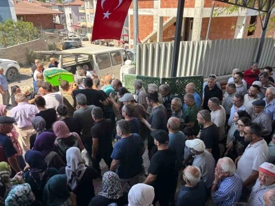 &Ouml;l&uuml; bulunan &uuml;niversiteli gen&ccedil; kız Amasya&rsquo;da defnedildi