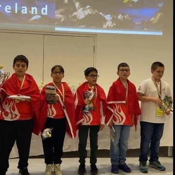 &Ouml;mer Alp, Avrupa Okullar Satran&ccedil; Şampiyonası&rsquo;nda 4. oldu
