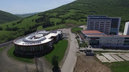 OM&Uuml;&rsquo;l&uuml; girişimci akademisyenlerin &lsquo;M&uuml;kemmeliyet M&uuml;hr&uuml;&rsquo; başarısı
