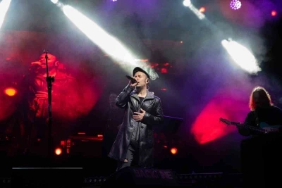 OM&Uuml;&rsquo;n&uuml;n 50. yılında Emre Aydın konseri
