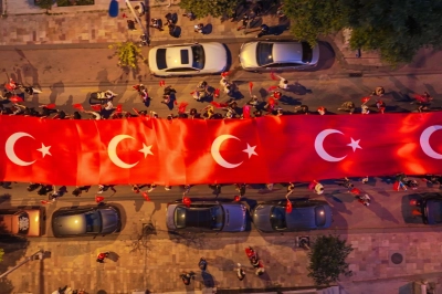 On binler Fener Alayında buluştu, 19 Mayıs ş&ouml;lene d&ouml;n&uuml;şt&uuml;