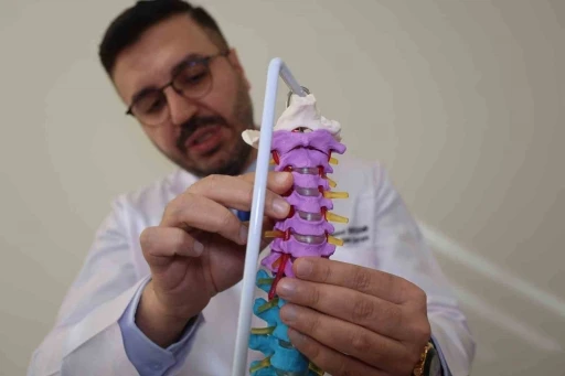 On g&uuml;nde ge&ccedil;meyen bel ağrısına dikkat
