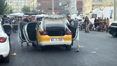 &Ouml;nce eşini &ouml;ld&uuml;rd&uuml; sonra intihar etti