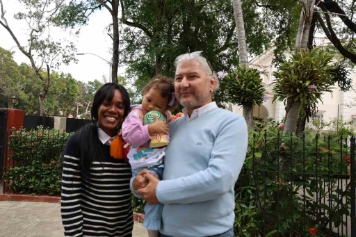 &Ouml;nce turist olarak gitti ardından işleri nedeniyle K&uuml;ba&rsquo;ya yerleşti