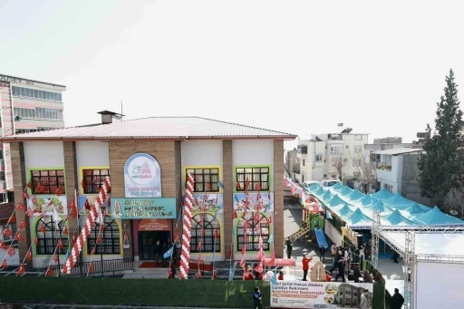 Onikişubat Belediyesi Şehit Hakan Akdere G&uuml;nd&uuml;z Bakımevi a&ccedil;ıldı
