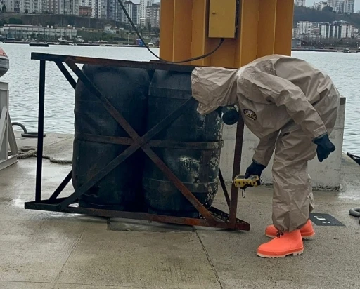 Ordu&rsquo;da denizde g&ouml;r&uuml;len ş&uuml;pheli variller ekipleri harekete ge&ccedil;irdi

