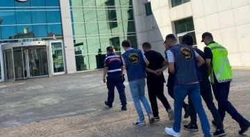 Ordu&rsquo;da silah ka&ccedil;ak&ccedil;ılığı ve uyuşturucu operasyonu: 2 g&ouml;zaltı
