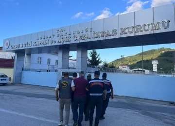 Ordu&rsquo;da yasadışı kenevir ekimi yapan 2 kişi tutuklandı
